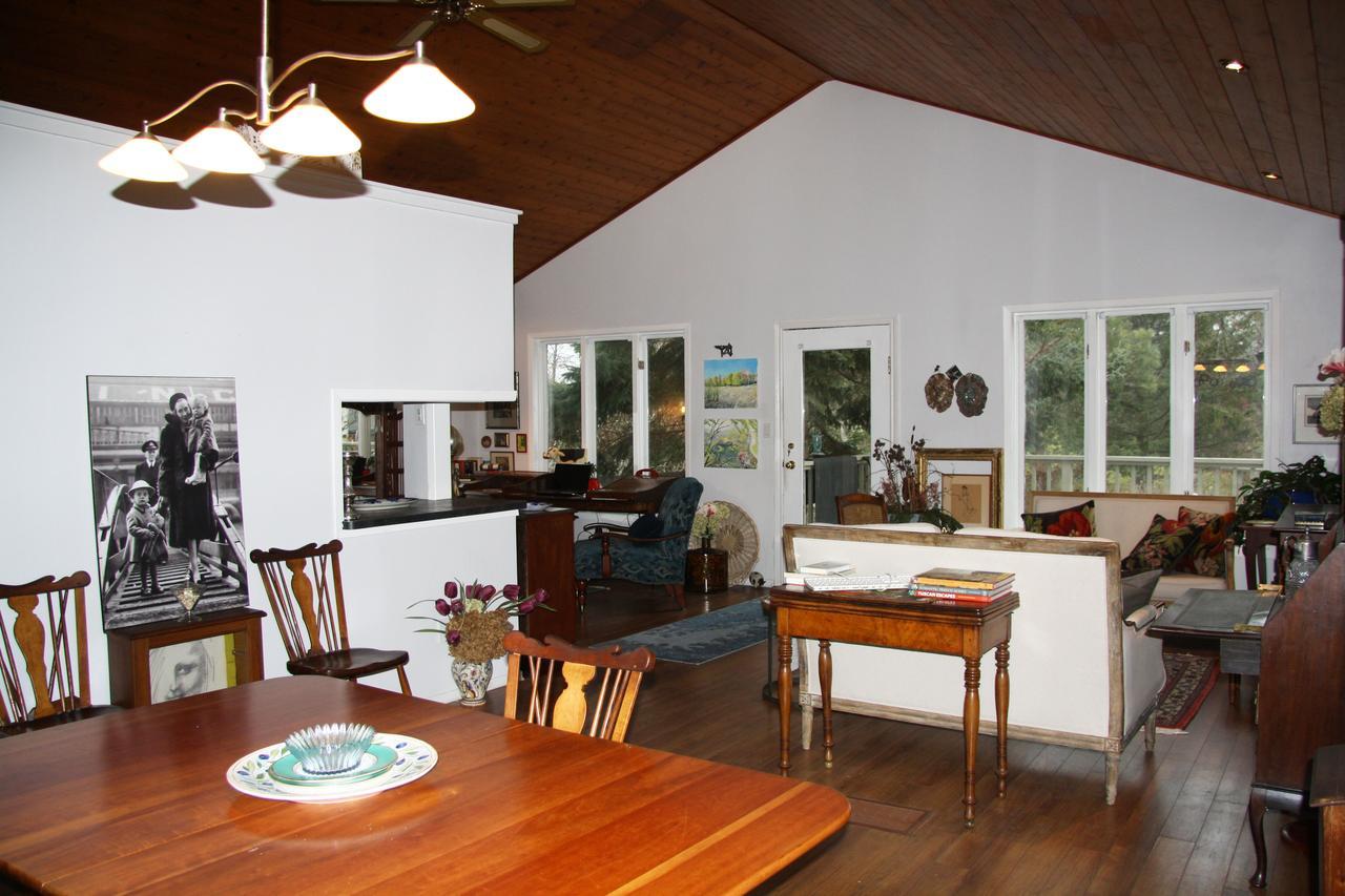 2 Moon Cottage Niagara-on-the-Lake Exterior photo