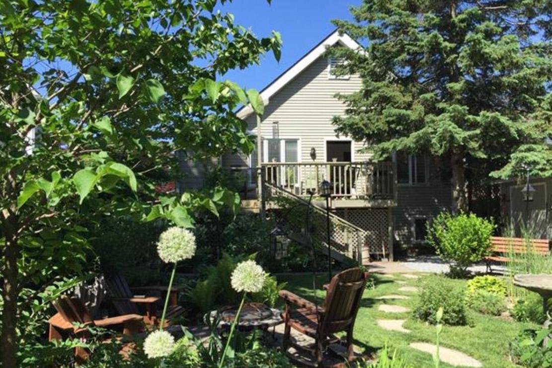 2 Moon Cottage Niagara-on-the-Lake Exterior photo