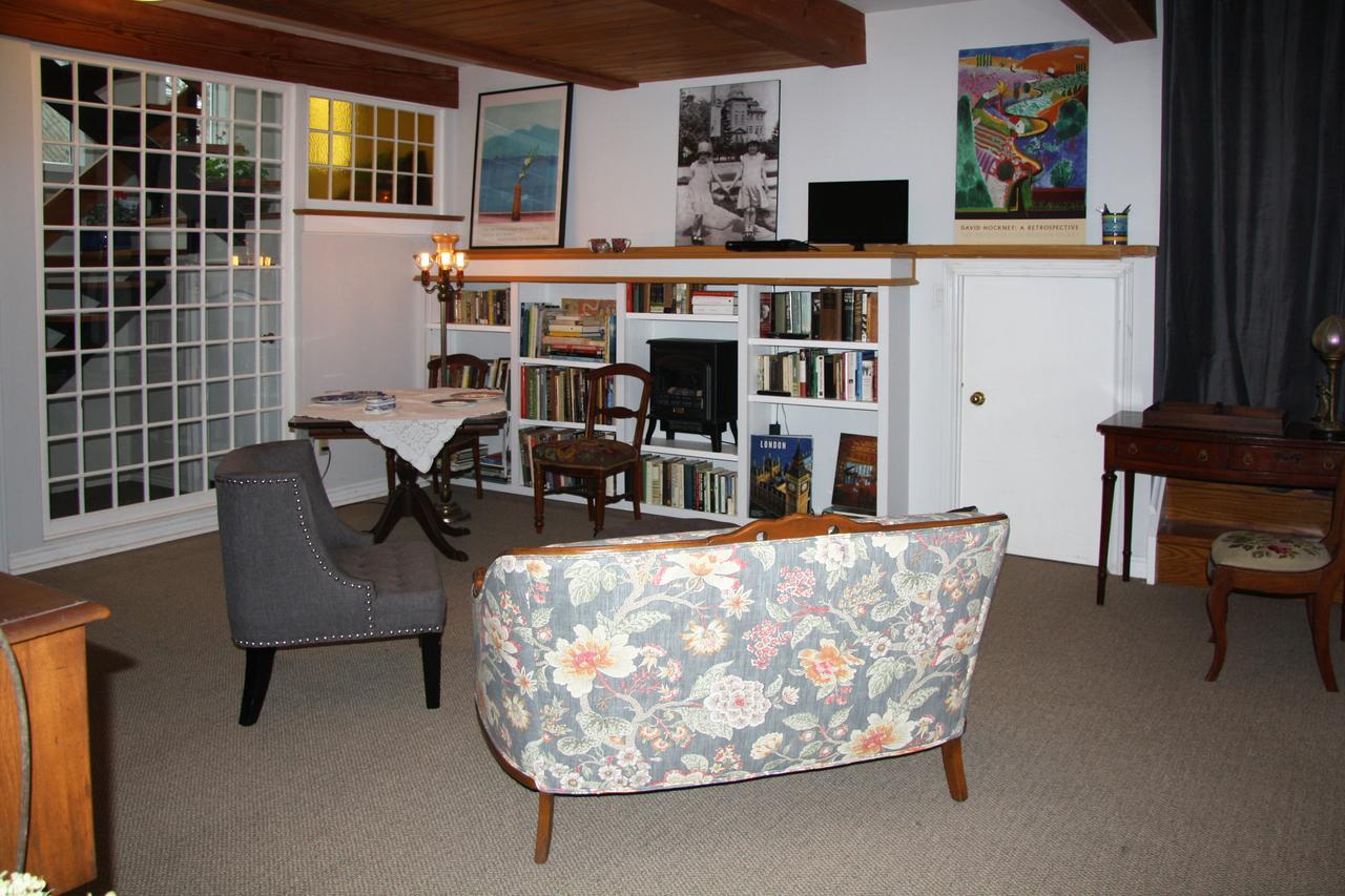 2 Moon Cottage Niagara-on-the-Lake Exterior photo